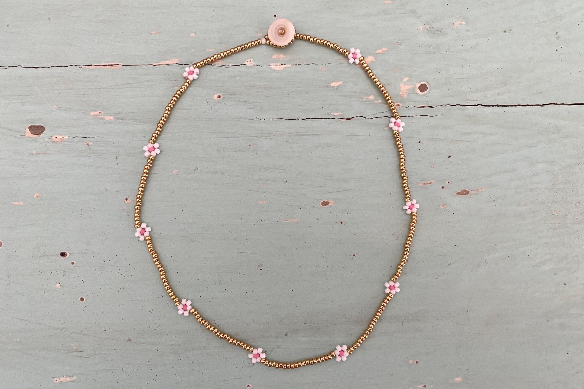 DAISY LEI NECKLACE