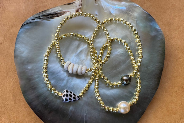 KAI GOLD STRETCHY BRACELET