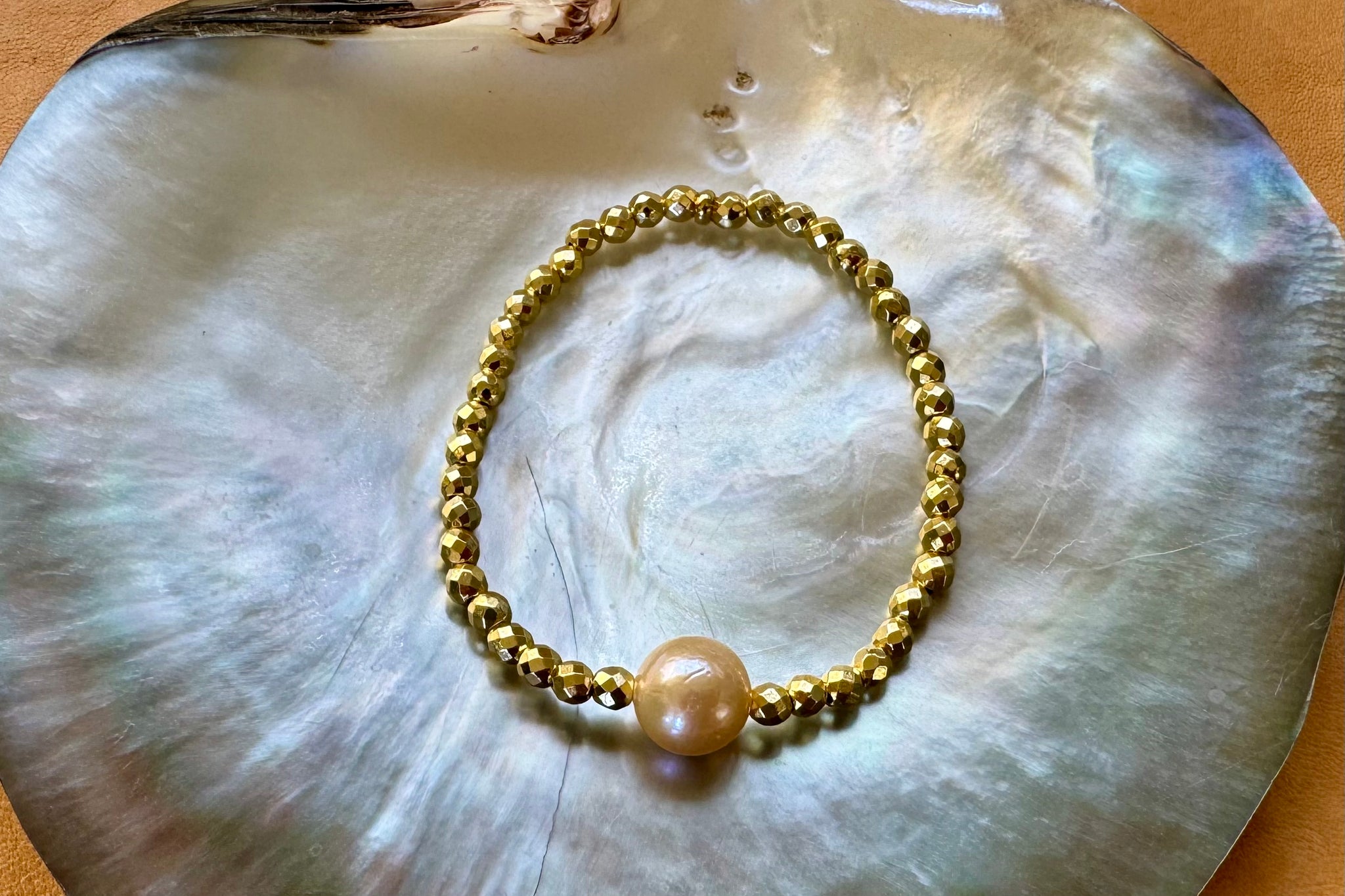 KAI GOLD STRETCHY BRACELET