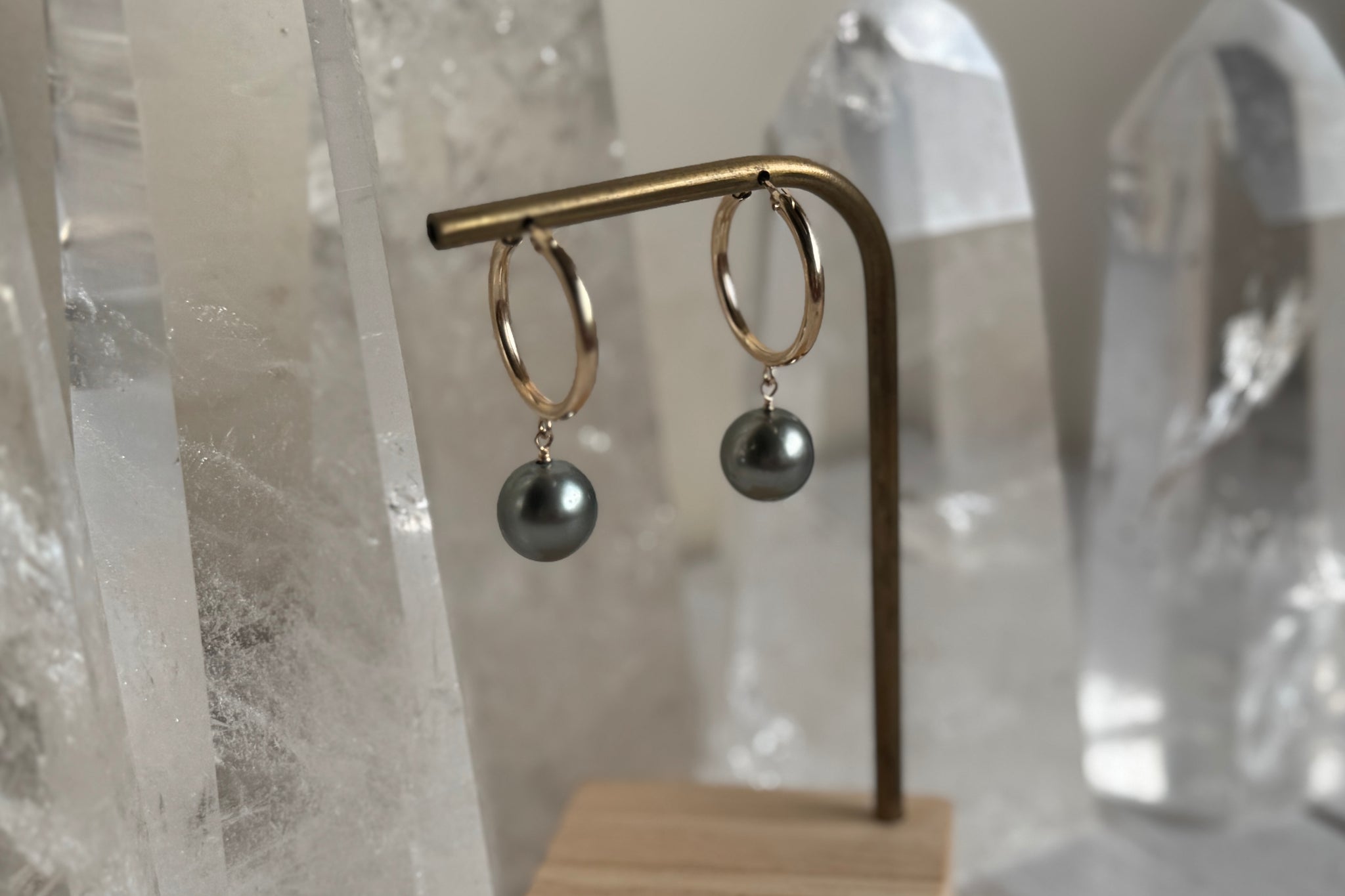 LARGE RINI HOOPS